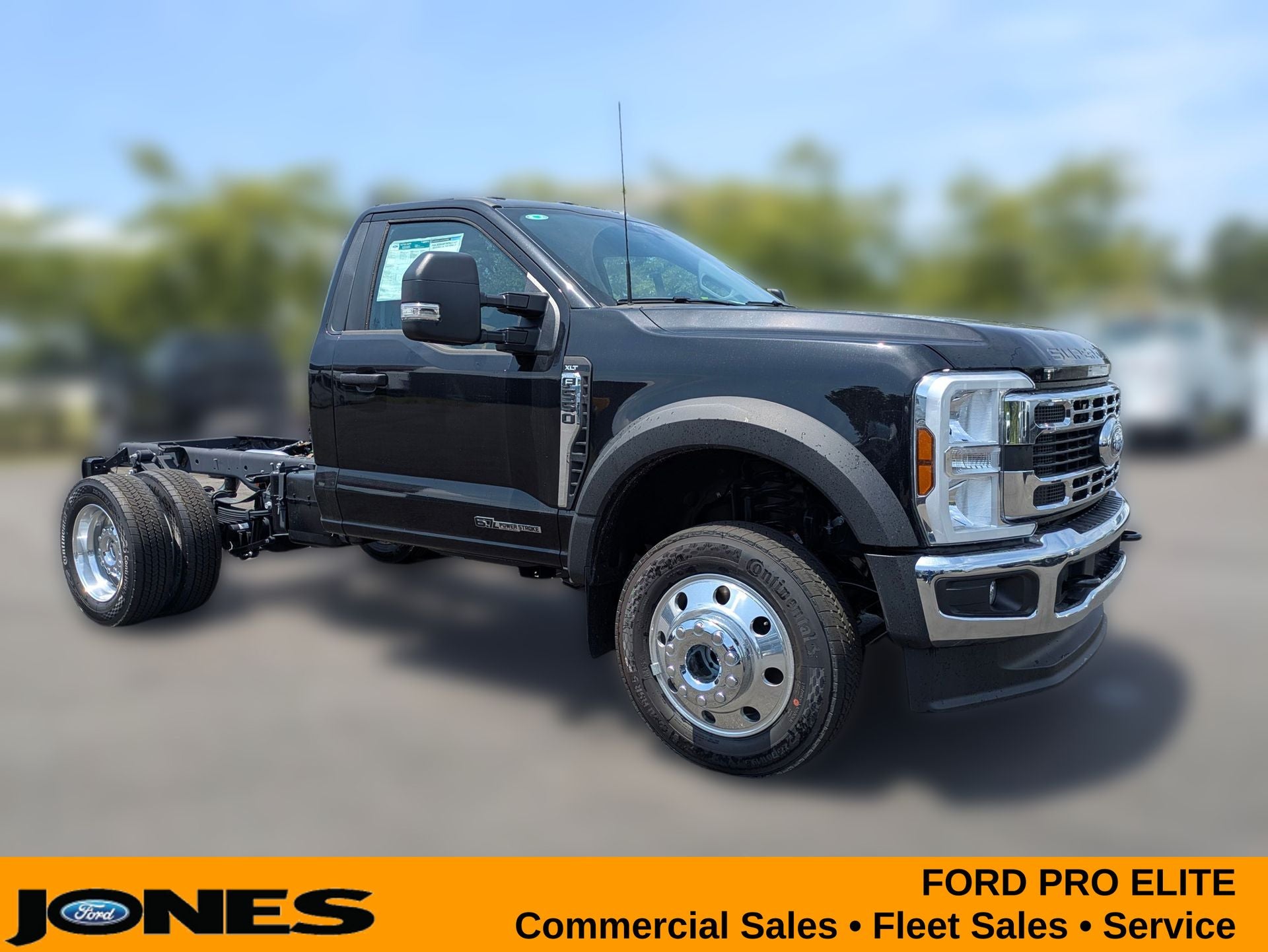 2026 Ford F-550SD F-550 XLT in Agate Black Metallic — front three-quarter view
