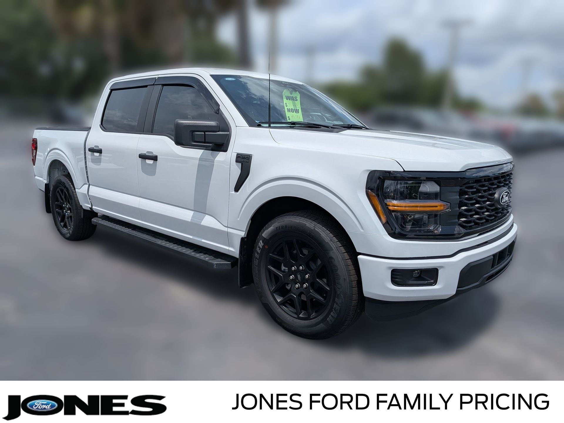 2025 Ford F-150 STX in Oxford White — front three-quarter view