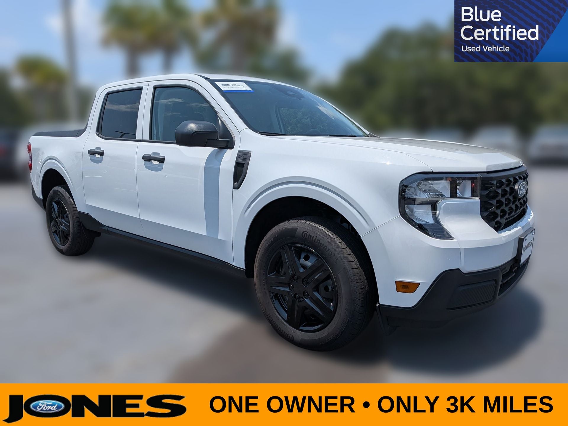 2025 Ford Maverick XL in Oxford White — front three-quarter view